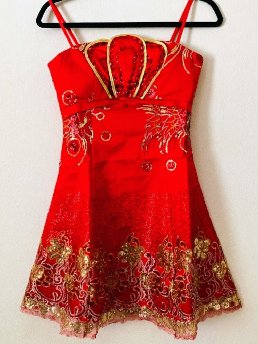 #84051 Red Mesh Rhinestone Sequined Evening Gown